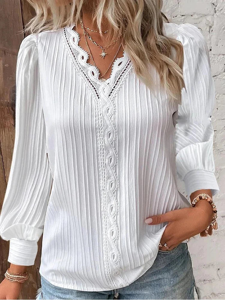 Delia - Blouse en mousseline avec détails en dentelle