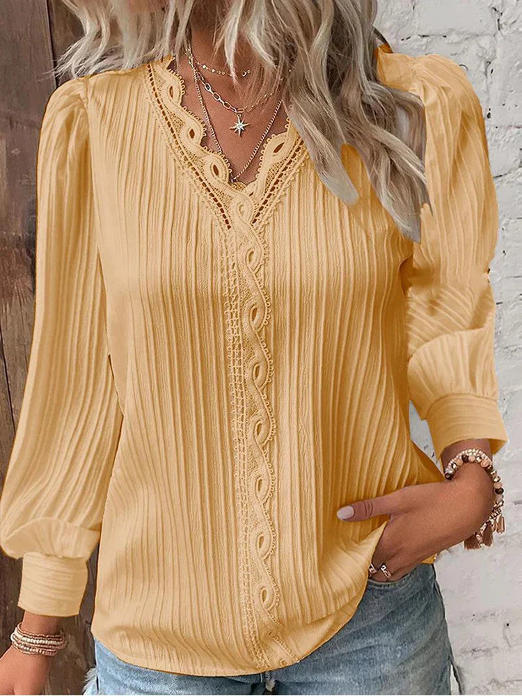 Delia - Blouse en mousseline avec détails en dentelle