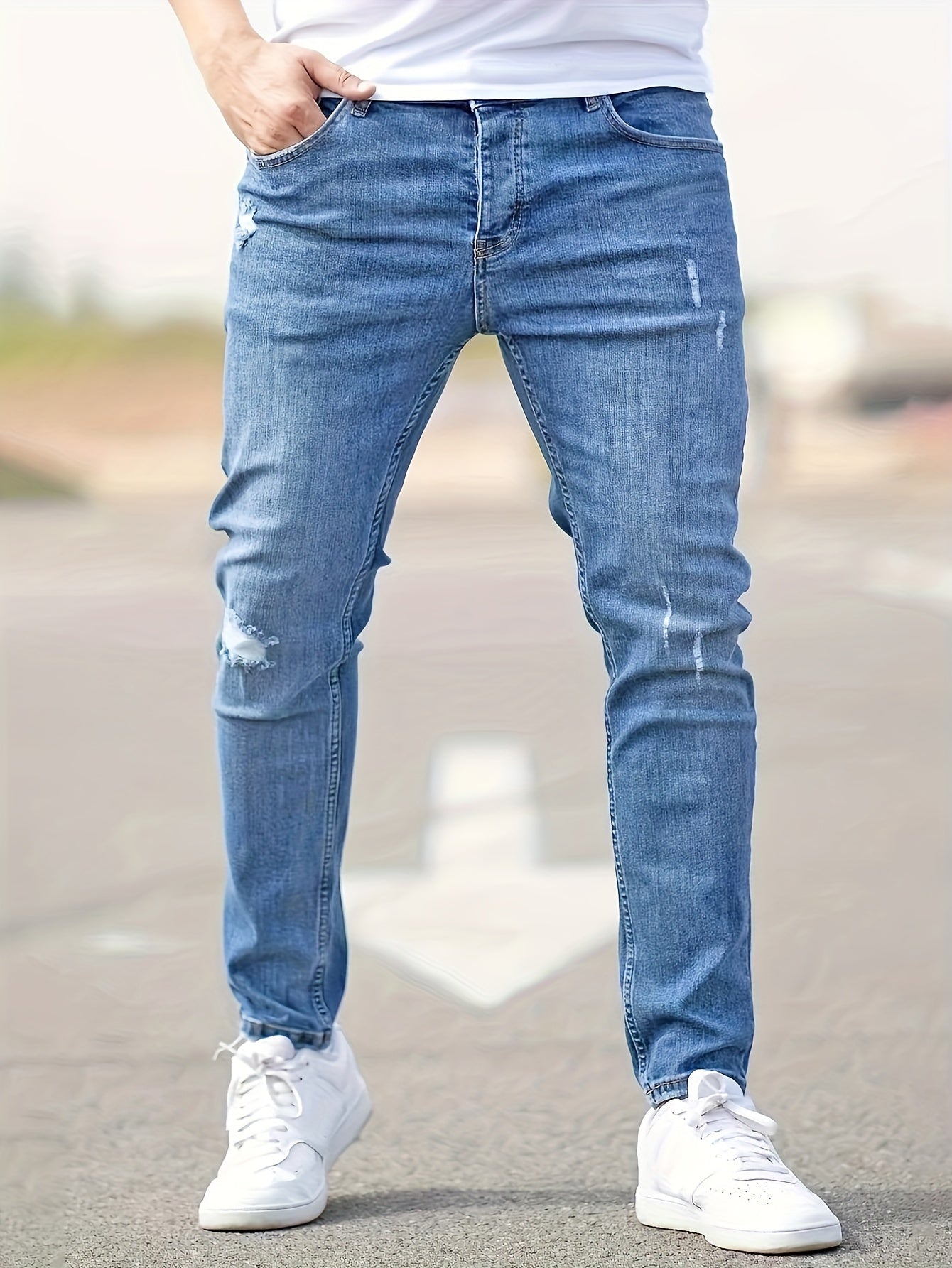 Augustin - Pantalon en jean urbain ajusté avec détails déchirés