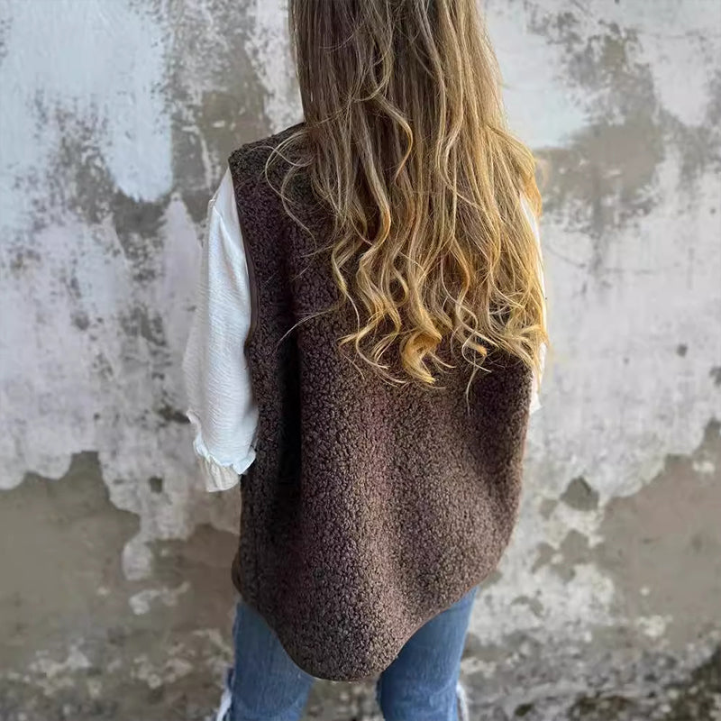 Eva - Cardigan boutonné sans manches en laine chaude